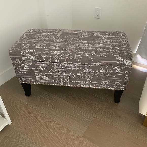 Linon Stephanie Script Linen Ottoman - Picture 1 of 3